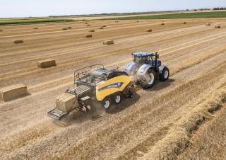 Lisy na hranolové balíky + Lisy na obří balíky New Holland BB 1290 RC Plus
