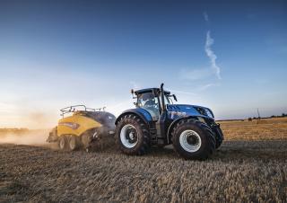 Lisy na hranolové balíky + Lisy na obří balíky New Holland BB 1290 RC Plus