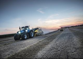 Lisy na hranolové balíky + Lisy na obří balíky New Holland BB 1290 RC Plus