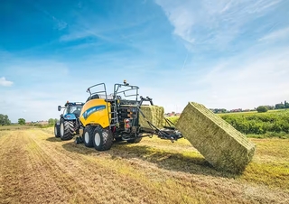 Lisy na hranolové balíky + Lisy na obří balíky New Holland BB 870 PC Plus