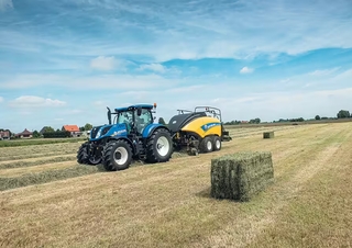 Lisy na hranolové balíky + Lisy na obří balíky New Holland BB 890 Plus 