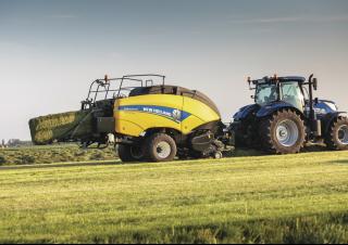 Lisy na hranolové balíky + Lisy na obří balíky New Holland BB 890 RC