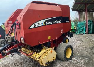 Lisy na válcové balíky New Holland BR740