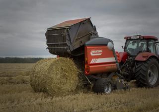 Lisy na válcové balíky Maschio Extreme 165 HTC