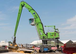 Manipulátory s materiálem Sennebogen 875M E Hybrid  
