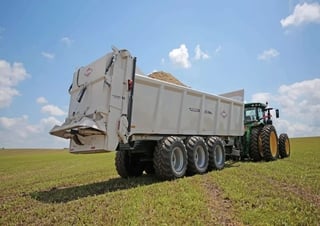 Krmná technika Míchačky krmiv Kuhn PXL 1110