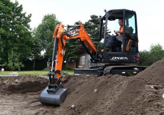 Minirypadla Doosan DX27Z-7