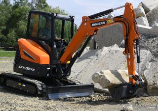 Minirypadla Develon DX35Z-7