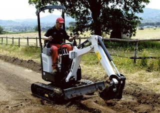 Minirypadla Bobcat E10z