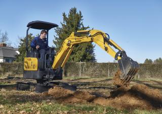 Minirypadla New Holland E17C