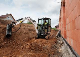 Minirypadla Bobcat E19