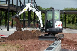 Minirypadla Bobcat E25