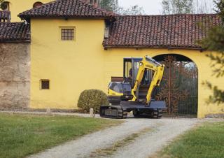 Minirypadla New Holland E50B SR