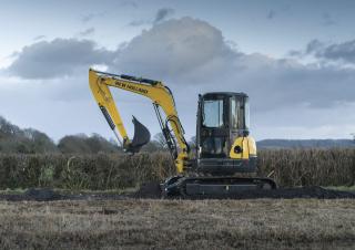 Minirypadla New Holland E50B SR