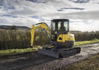 Minirypadla New Holland E50B SR