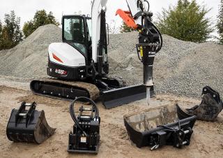 Minirypadla Bobcat E55z