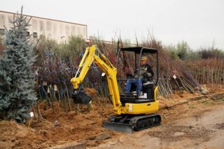 Minirypadla Komatsu PC14R-3