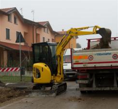 Minirypadla Komatsu PC22MR-3