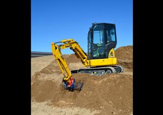 Minirypadla Komatsu PC26MR-5
