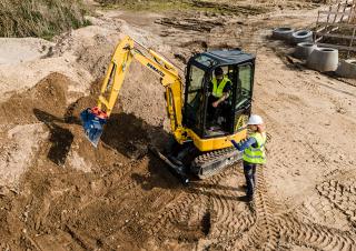 Minirypadla Komatsu PC26MR-5