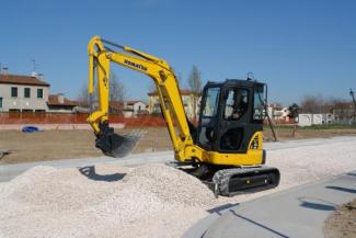 Minirypadla Komatsu PC45-1