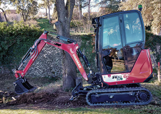Elektrická pásová rypadla Yanmar SV17e