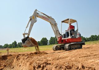 Minirypadla Takeuchi TB 235