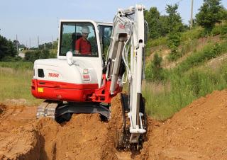 Minirypadla Takeuchi TB 260