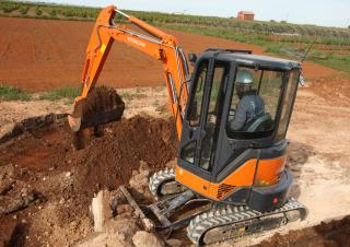 Minirypadla Hitachi ZX 35 U-2