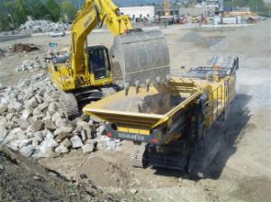 Mobilní čelisťové drtiče Komatsu BR380JG-1E0