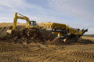 Mobilní čelisťové drtiče Komatsu BR580JG-1