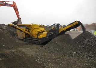 Mobilní čelisťové drtiče Keestrack Destroyer 1011