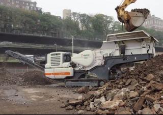 Mobilní čelisťové drtiče Metso Lokotrack LT 106