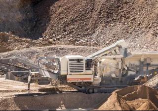 Mobilní čelisťové drtiče Metso Lokotrack LT 1110