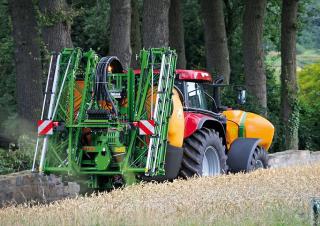 Nesené postřikovače Amazone UF 1201 (21) 
