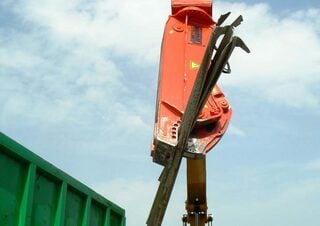 Přídavná zařízení Nůžky na ocelový šrot Promove SC 700