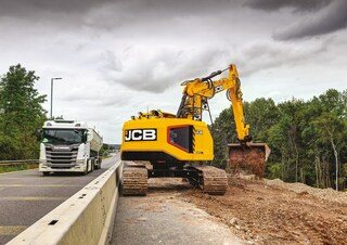 Pásová rypadla JCB 245XR