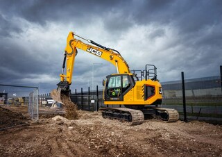 Pásová rypadla JCB 245XR