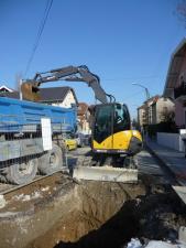 Pásová rypadla Mecalac 8MCR