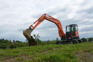 Pásová rypadla Doosan DX 85 R 3