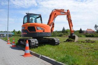 Pásová rypadla Doosan DX 85 R 3