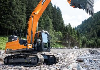 Pásová rypadla Doosan DX210LC-7