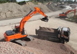 Pásová rypadla Doosan DX235LC-5