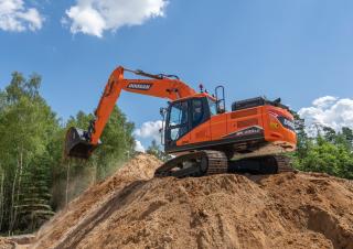 Pásová rypadla Doosan DX235LC-7