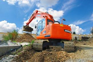 Pásová rypadla Doosan DX235LCR