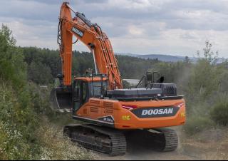 Pásová rypadla Doosan DX350LC