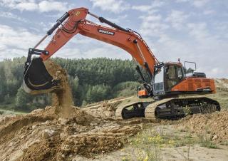 Pásová rypadla Doosan DX490LC-5