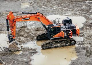 Pásová rypadla Doosan DX530LC-7