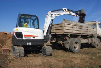 Pásová rypadla Bobcat E 60