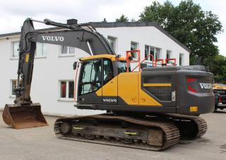 Pásová rypadla Volvo EC250EL